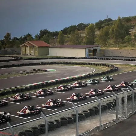Tatil Evi Un Balcone Sul Mare-casa I Carruggi- Sicilia&toscana- Basicò