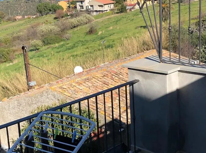 Un Balcone Sul Mare-casa I Carruggi- Sicilia&toscana- Basicò