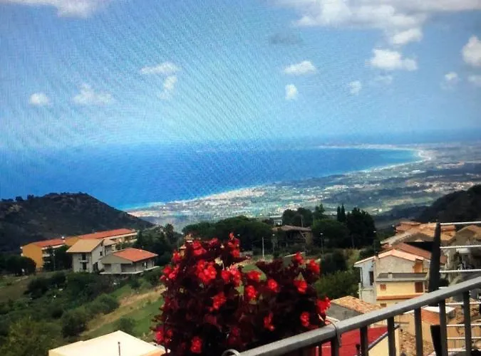 Un Balcone Sul Mare-casa I Carruggi- Sicilia&toscana-