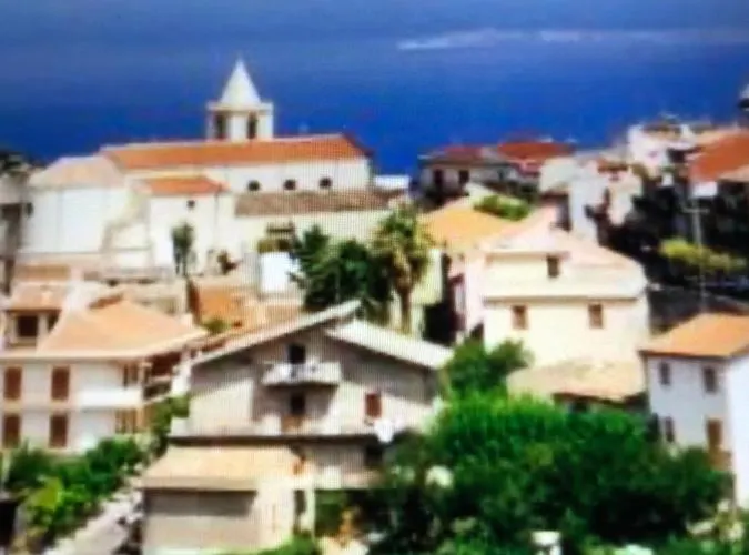 Un Balcone Sul Mare-casa I Carruggi- Sicilia&toscana- * Basicò